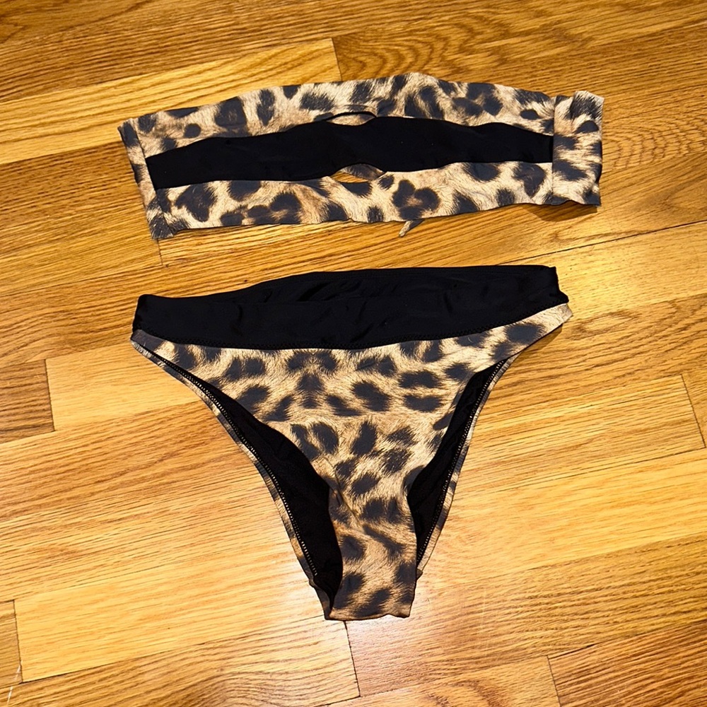 Strapless Cheetah Print Bikini